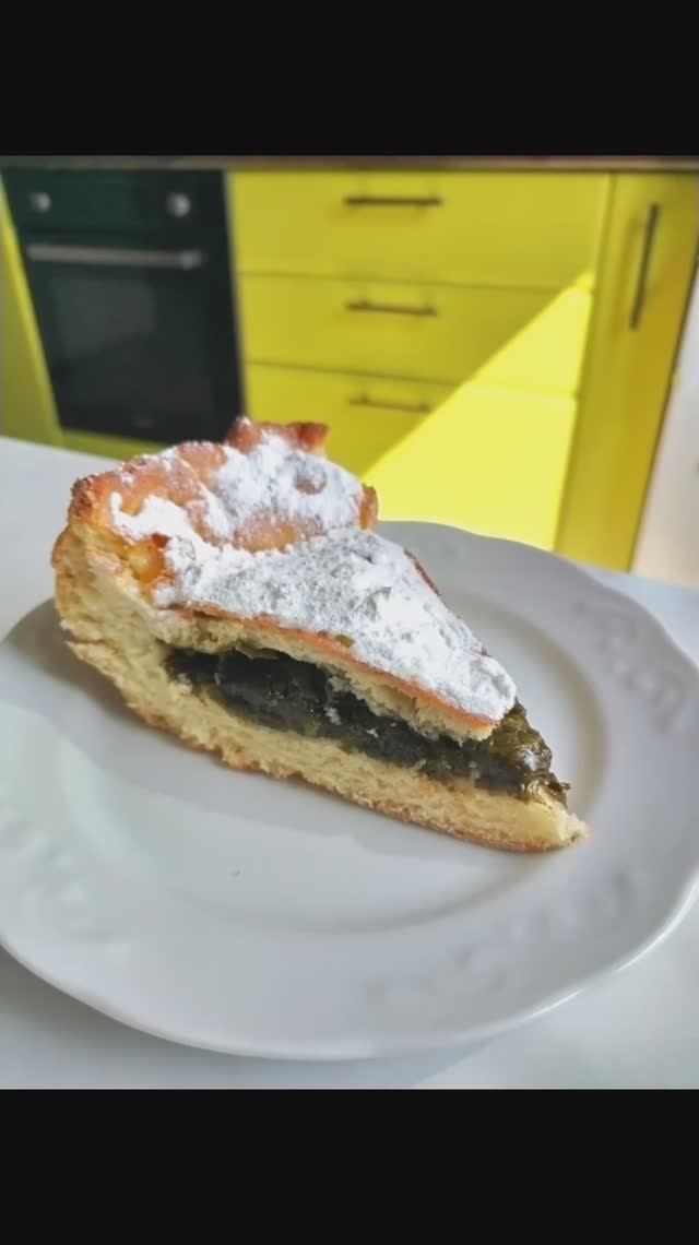 Пирог с щавелем.