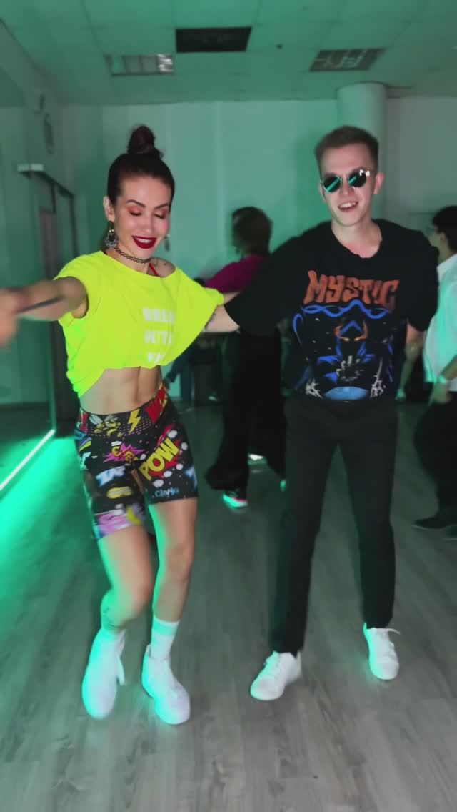 Парные латиноамериканские танцы. Кубинская Сальса в Курске. Школа танцев Dance Life смотреть онлайн