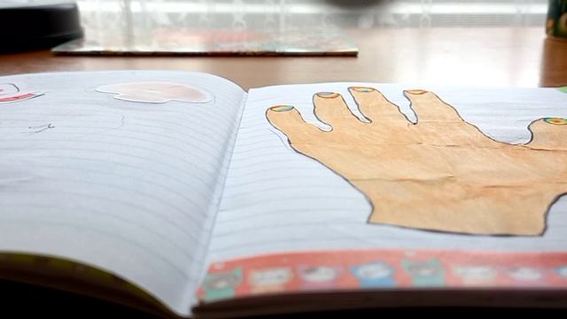 распаковк бумажных Сюрпризов новинка кроватки смотреть онлайн