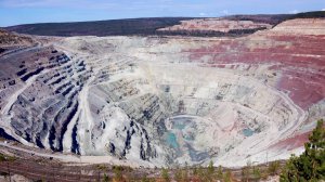 Коршуновский ГОК –	одно из крупнейших железорудных предприятий в Дальневосточном округе России