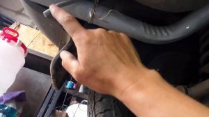 Установка глушителя на НИВА ШЕВРОЛЕ с ГБО. Купил универсальный СВАРОЧНЫЙ ПОЛУАВТОМАТ .