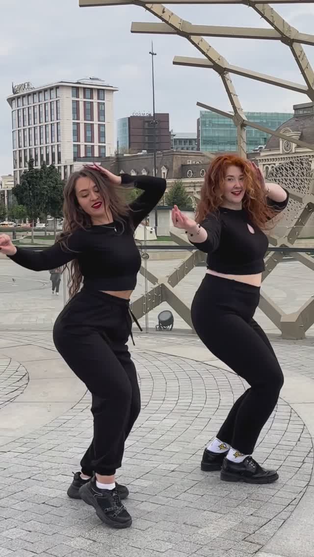 Восточные танцы в Белгороде! Александра Кривчикова и Ольга Оспищева. Школа танцев Dance Life смотреть онлайн