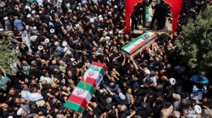 Массовые похороны погибших во время 12-дневной войны с Израилем проходят в Иране