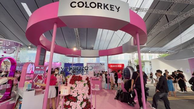 TikTok фестиваль красоты