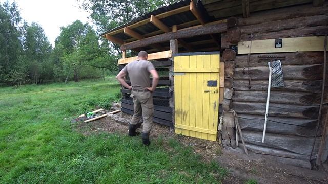ДИКАЯ СВИНЬЯ СБЕЖАЛА в ЛЕС! ДРУГ ОТГОВАРИВАЛ МЕНЯ ЭТО ДЕЛАТЬ..! ХУТОР в ЛЕСУ на КРАЮ БОЛОТА. смотреть онлайн
