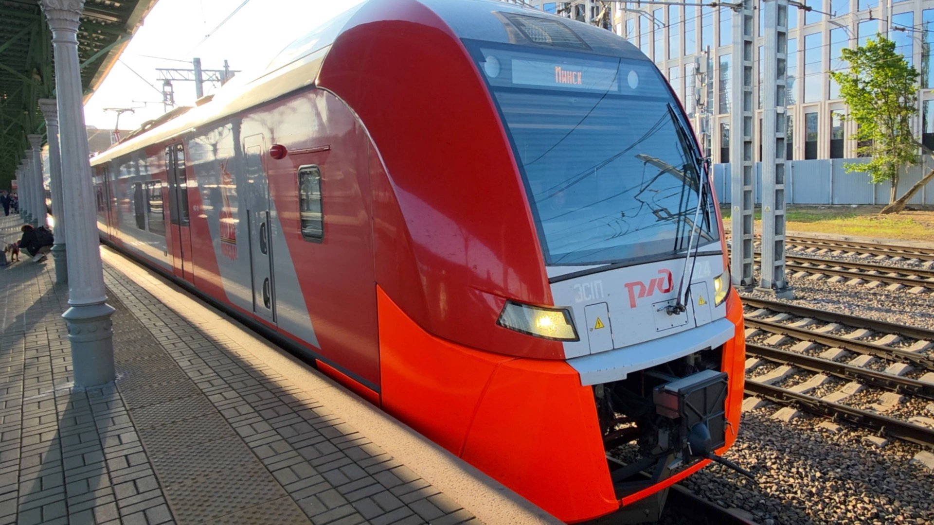 Поезд "Ласточка Победы" Москва - Минск смотреть онлайн