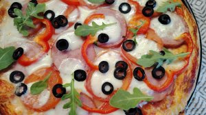 Пицца с моцареллой и помидорами в домашних условиях. Рецепт теста для пиццы