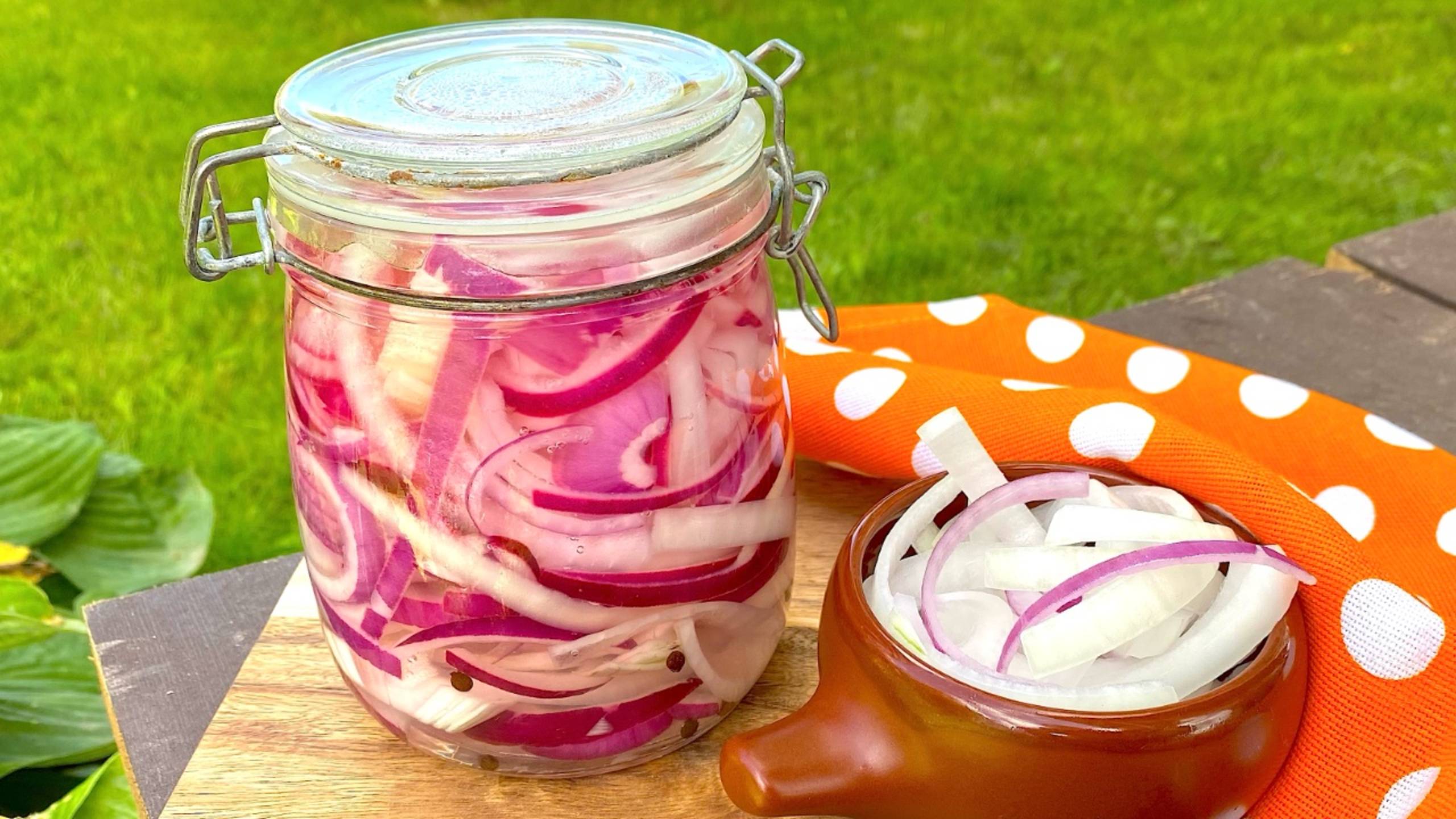 🧅 Маринованный лук на зиму / закуска к мясным блюдам и в салат смотреть онлайн