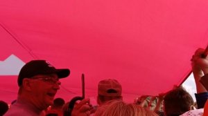 Красная площадь Москва. Знамя Победы пронесли по Красной площади. Иммерсивный музей, представления