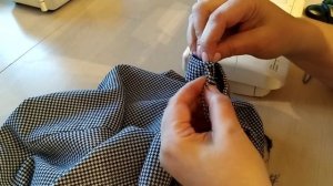 Как обработать низ рукава с отворотом.