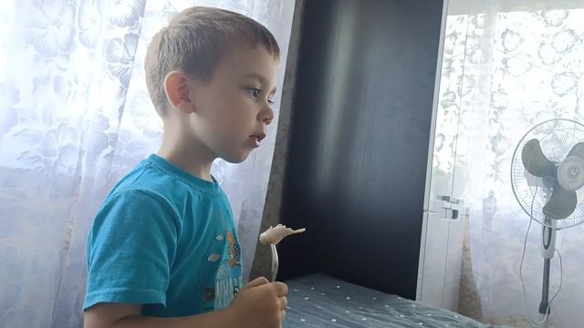 Артём рассуждает смотреть онлайн