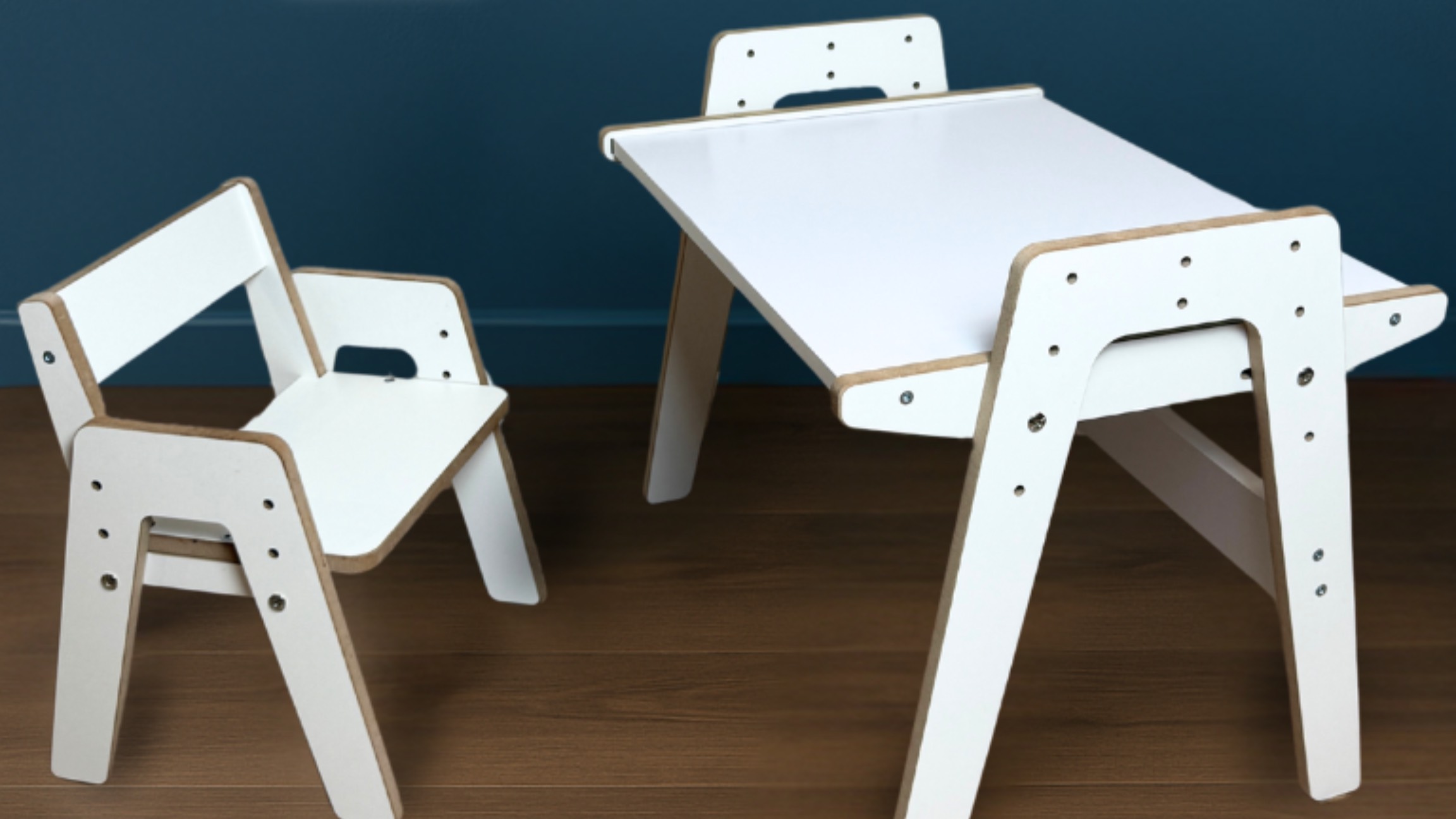 Сборка растущего стола и стула смотреть онлайн