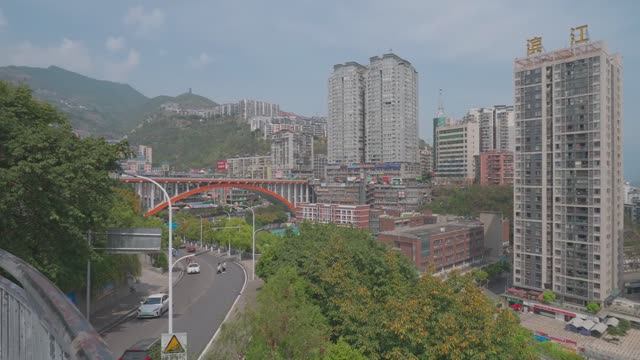 🇨🇳 Фенгжи, Чунцин - прогулка по городу в горах Китая / 2025 смотреть онлайн