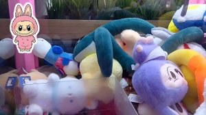 Вытащили ЛАБУБУ из автомата Хватайка.