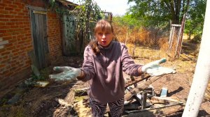 ПЕРЕЕЗД НА ЮГ. СТРОИМ ВОЛЬЕР ДЛЯ БАРОНА. ИСПЫТАНИЯ И РАДОСТИ ИЮНЯ 2025.Из города в деревню 829серия