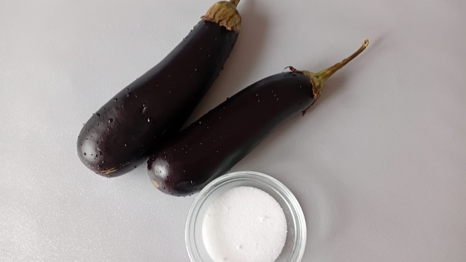 Обалденный салат из баклажанов на зиму смотреть онлайн