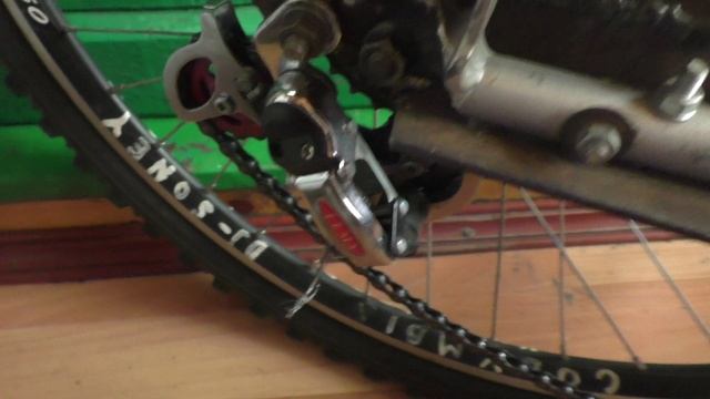 Цепь цокает при езде на велосипеде и хочет перескочить на другую звезду почему? смотреть онлайн