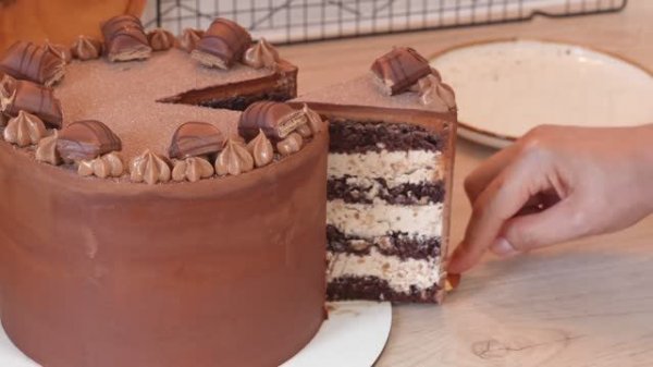 Торт "КИНДЕР Bueno" Любовь СЛАДКОЕЖЕК Я - ТОРТодел!