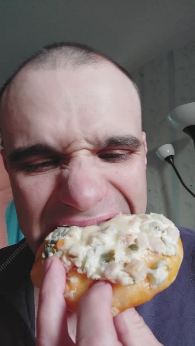 МУКБАНГ САМАЯ ВКУСНАЯ ПИЦЦА ИЗ КУЛИНАРИИ / PIZZA / EATING MUKBANG ASMR АСМР 28. 06. 2025 смотреть онлайн