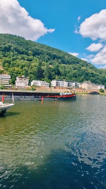 а ты знаешь что это за город в Германии? смотреть онлайн