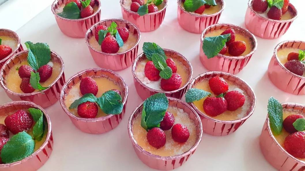 Настоящий Крем-Брюле рецепт. Удивительный, французский десерт из сливок! смотреть онлайн