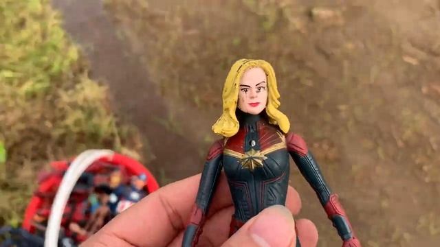 Обзор фигурок супергероев Marvel смотреть онлайн