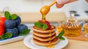 Мини Клубничные Оладушки! Как приготовить мини оладьи на крошечной кухне!? Мини Кухня