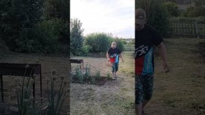 ШАШЛЫКИ В САДУ АРГАНИЗОВАЛИ🍻 ПОРАБОТАЛИ👍