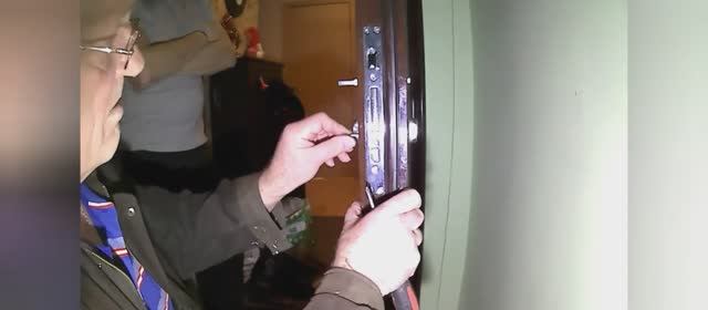 Замена личинки замка входной двери. смотреть онлайн