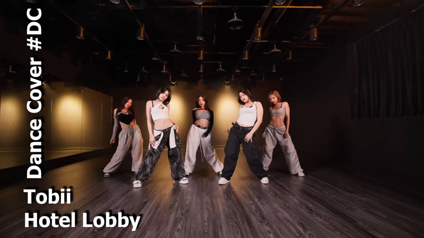 Dance Cover Hotel Lobby by Tobii смотреть онлайн
