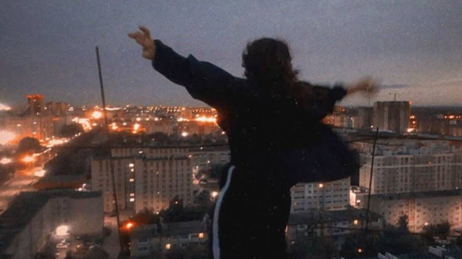 я на крыыыыыше своего дома😱😱😱 смотреть онлайн