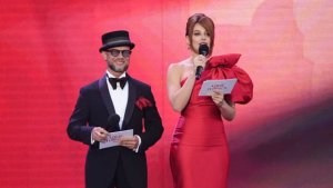 Актриса Дарья Блохина голосом Алисы дала обратный отсчет празднику «Алые Паруса»