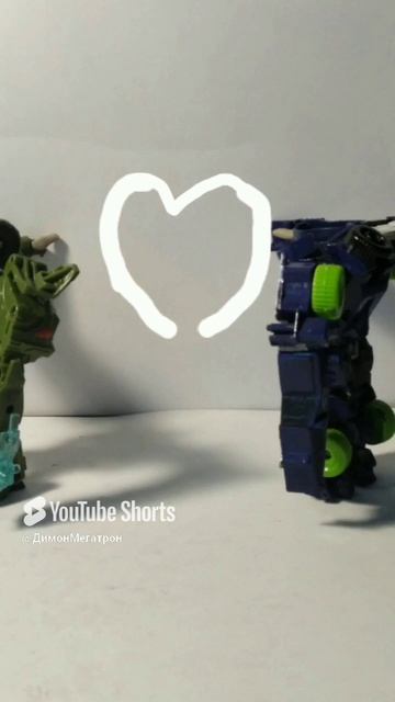 типичные Мегатрон и оптимус #transformers #breakdown #bulkhead #megatron #optimusprime #arcee.mp4