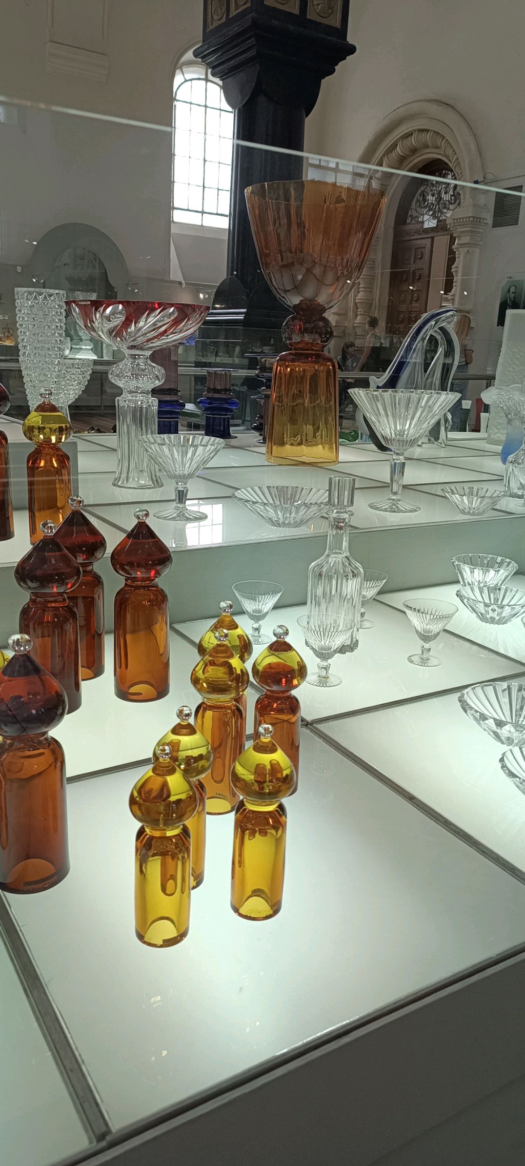 Георгиевский собор . Музей хрусталя.