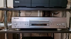PIONEER DV - 868 AVI