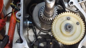 Замена поршня и поршневых колец двигателя 6,5 лошадиных сил от мотопомпы своими руками.