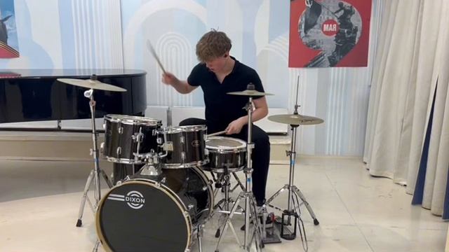 System Of A Down - Chop Suey
Магель Андрей