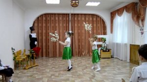 Игра-сказка "Пятеро из одного стручка"