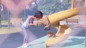 Трогательный мультик о детях. с особенностями.