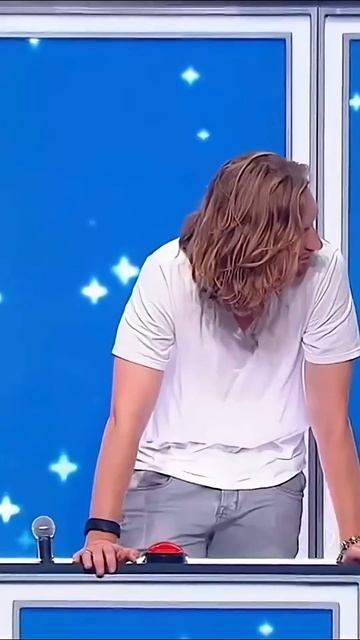 Сергей Лазарев вызывает СМЕХ у ФАНАТОВ? Читайте в описании...#сергейлазарев #лазарев #музыка #факты смотреть онлайн