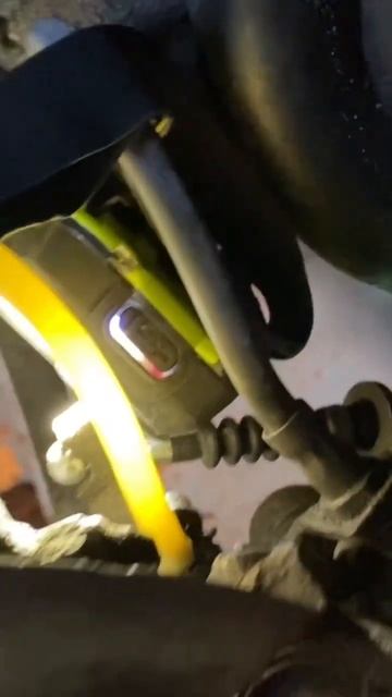 Смотрите в профиле полное видео замены стояночного тормоза Golf Plus #ремонт #колесо #golf  #vw