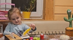 🎥 Алиса — начинающий режиссёр!