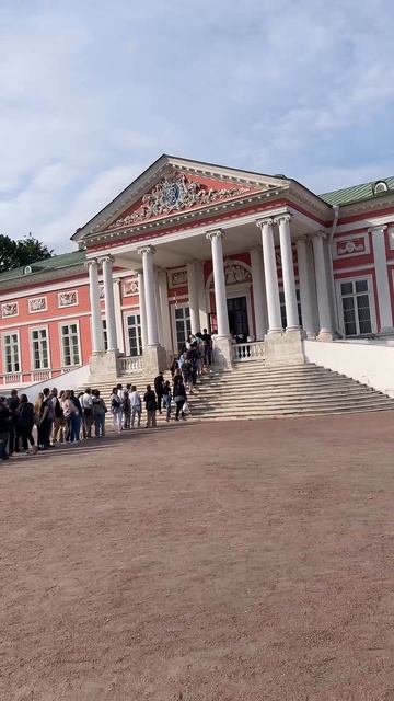 Этот дом был построен более 200 лет назад. Выглядит как новый! #строительство #строительстводомов