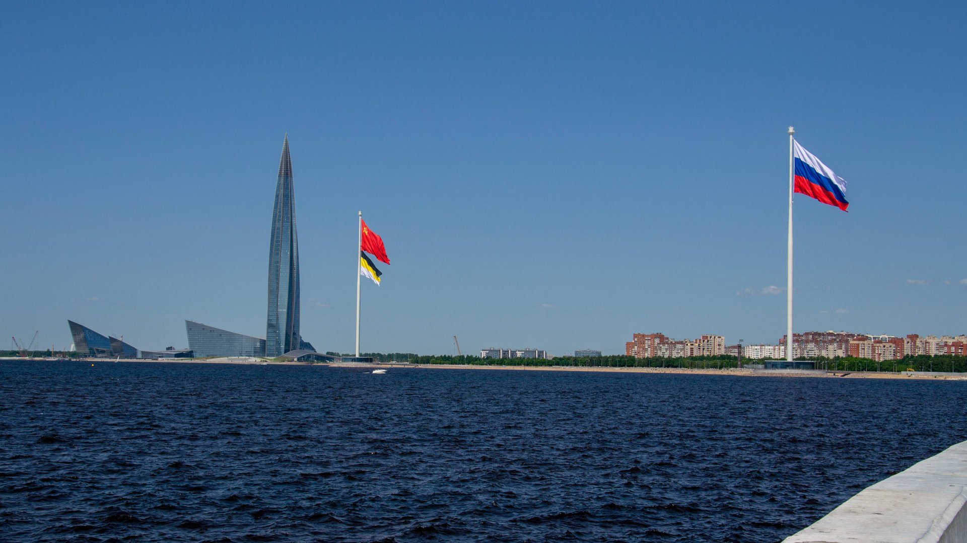 Финский залив. Санкт-Петербург. 2025 год смотреть онлайн