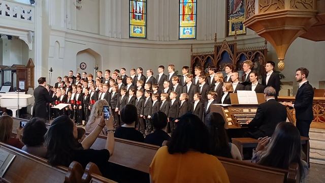 "ГЛОРИЯ" А. ВИВАЛЬДИ смотреть онлайн