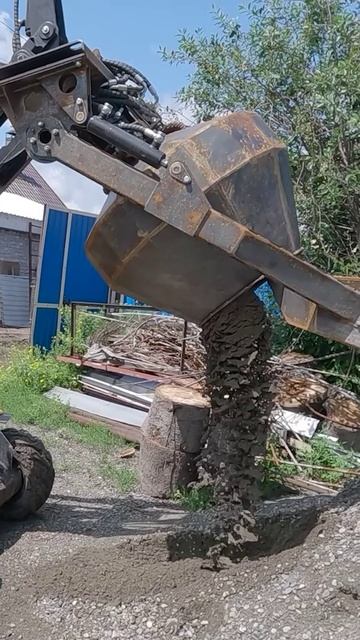 Бетономешалка для Мини-Погрузчика МЕЙКЕР 600 ◦ Обзор нового навесного оборудования! смотреть онлайн