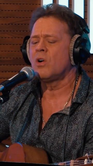 Песня с юмором и рекомендациями! 4 года песне «Вирусы». #сергейлюбавин #shortsmusic #юмор #comedy смотреть онлайн