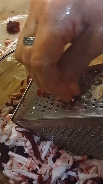 Незатейливый салат из весёлых 1980-х смотреть онлайн