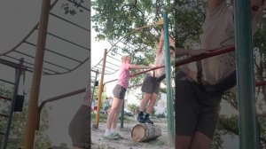 третья часть на палке придумаем один друг и придумаем сами трюки зада