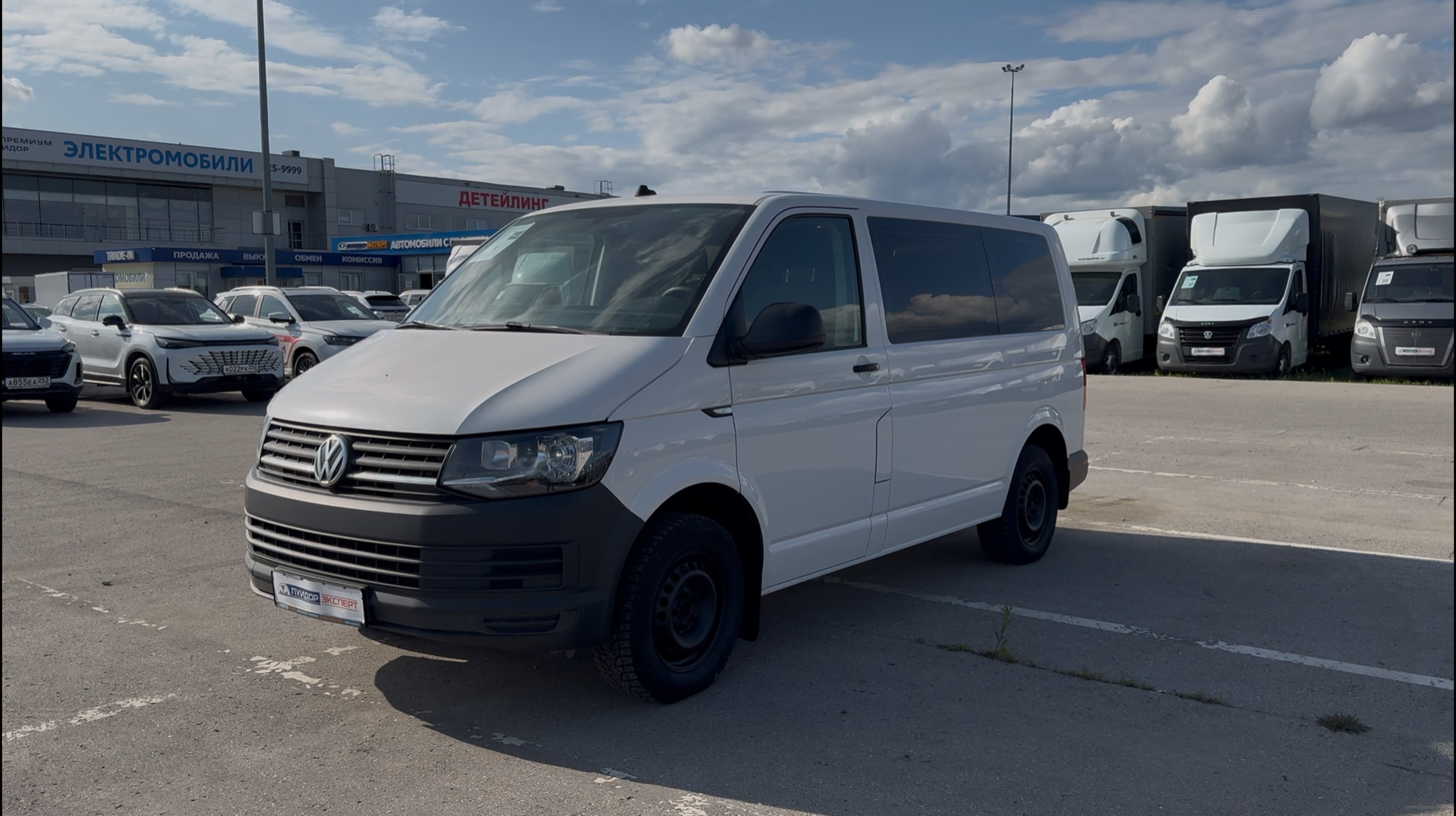Volkswagen Caravelle 2017 смотреть онлайн